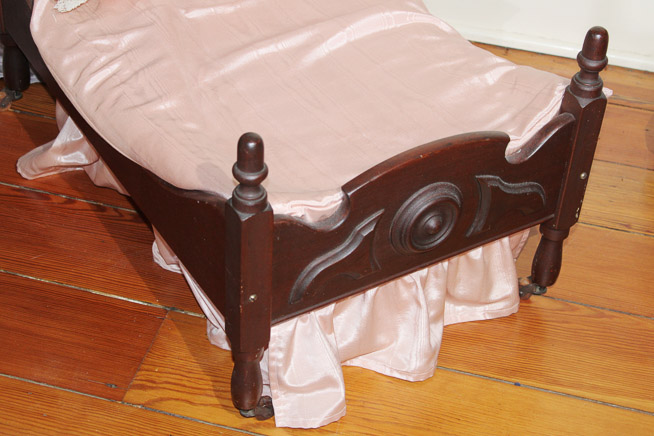 218b - Walnut Victorian antique doll bed