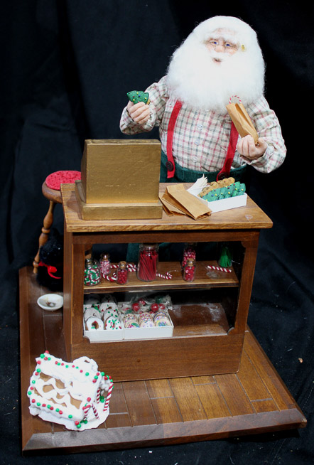 451a - Santa in candy store