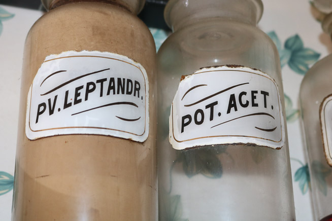 153b - 8  antique pharmacy bottles, T.K.E Drugs of Tupelo