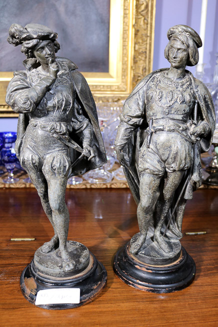 248a - Pair of metal English gentlemen, 16.5 in. T.