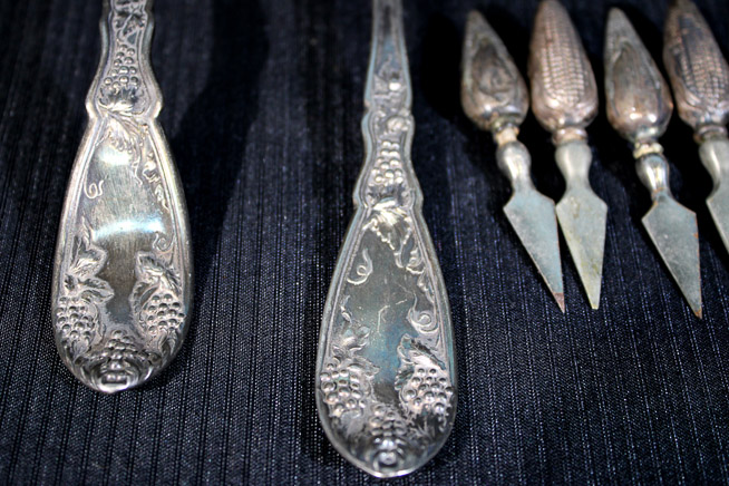 255b - 14 piece miscellaneous Victorian silver-plate serving pcs.