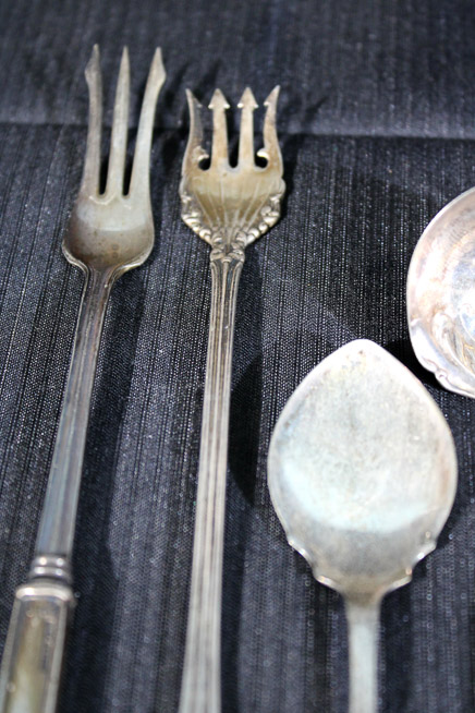 276c - 14 piece miscellaneous serving pieces, some is sterling