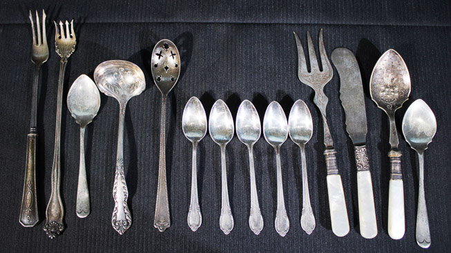 276d - 14 piece miscellaneous serving pieces, some is sterling
