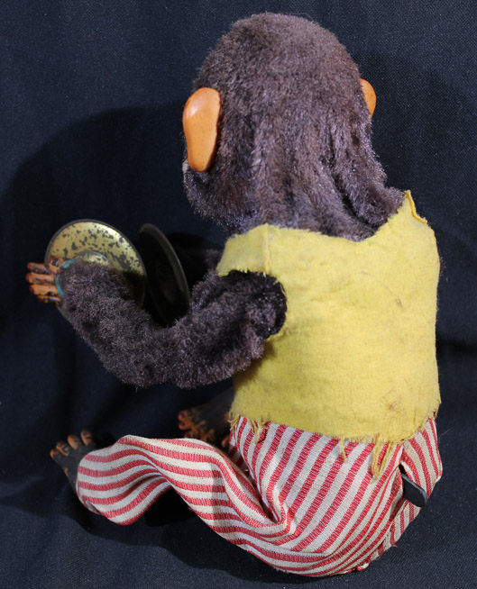 162c - Musical Jolly Chimp with cymbals, 10 in. T.