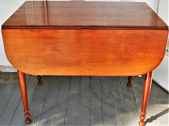 250a - Drop Leaf Breakfast Table wturned legs 28.5T, 36W