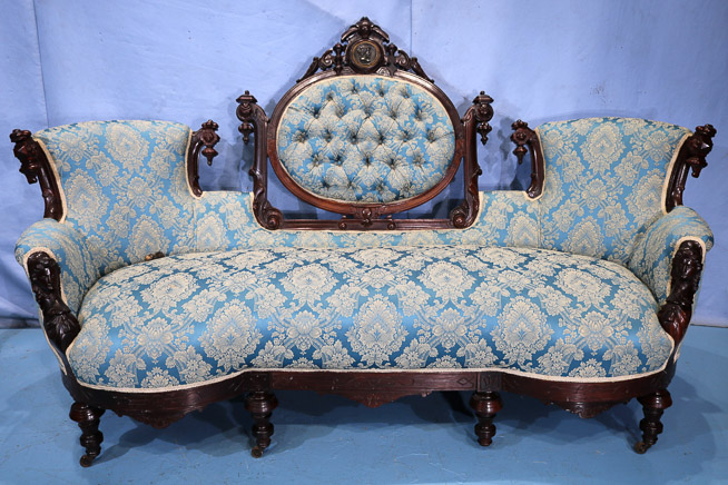 068b - Rosewood 5 piece parlor suit-9