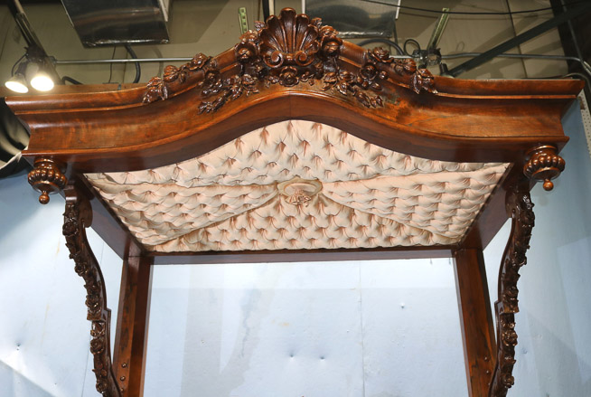 085b - Rosewood rococo half tester plantation bed-14